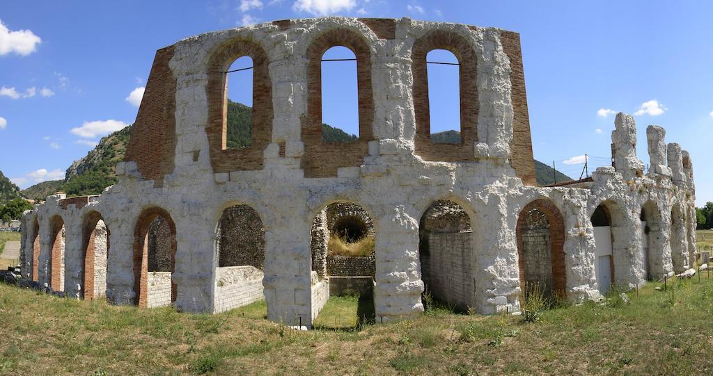 Hotel Tre Ceri Gubbio Exteriör bild