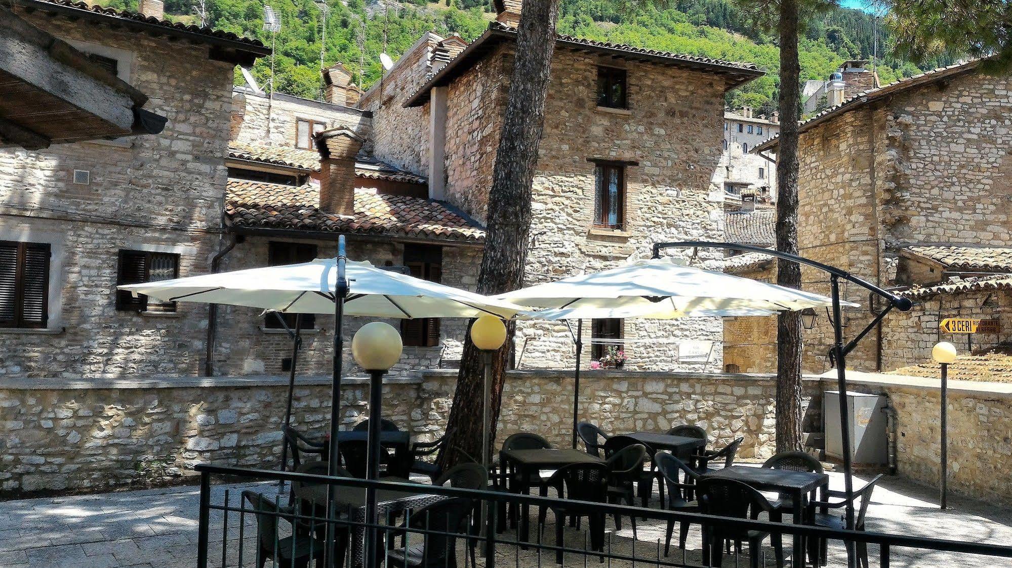 Hotel Tre Ceri Gubbio Exteriör bild