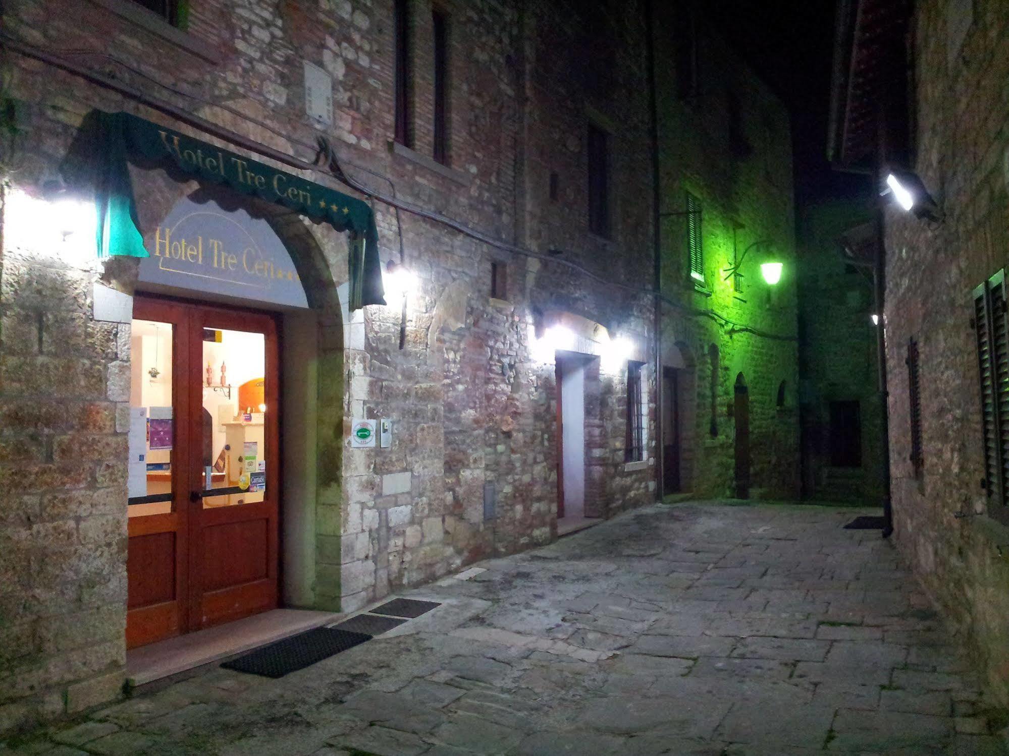 Hotel Tre Ceri Gubbio Exteriör bild