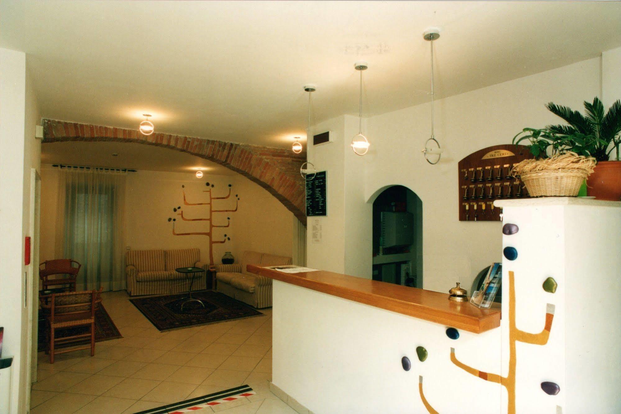 Hotel Tre Ceri Gubbio Exteriör bild